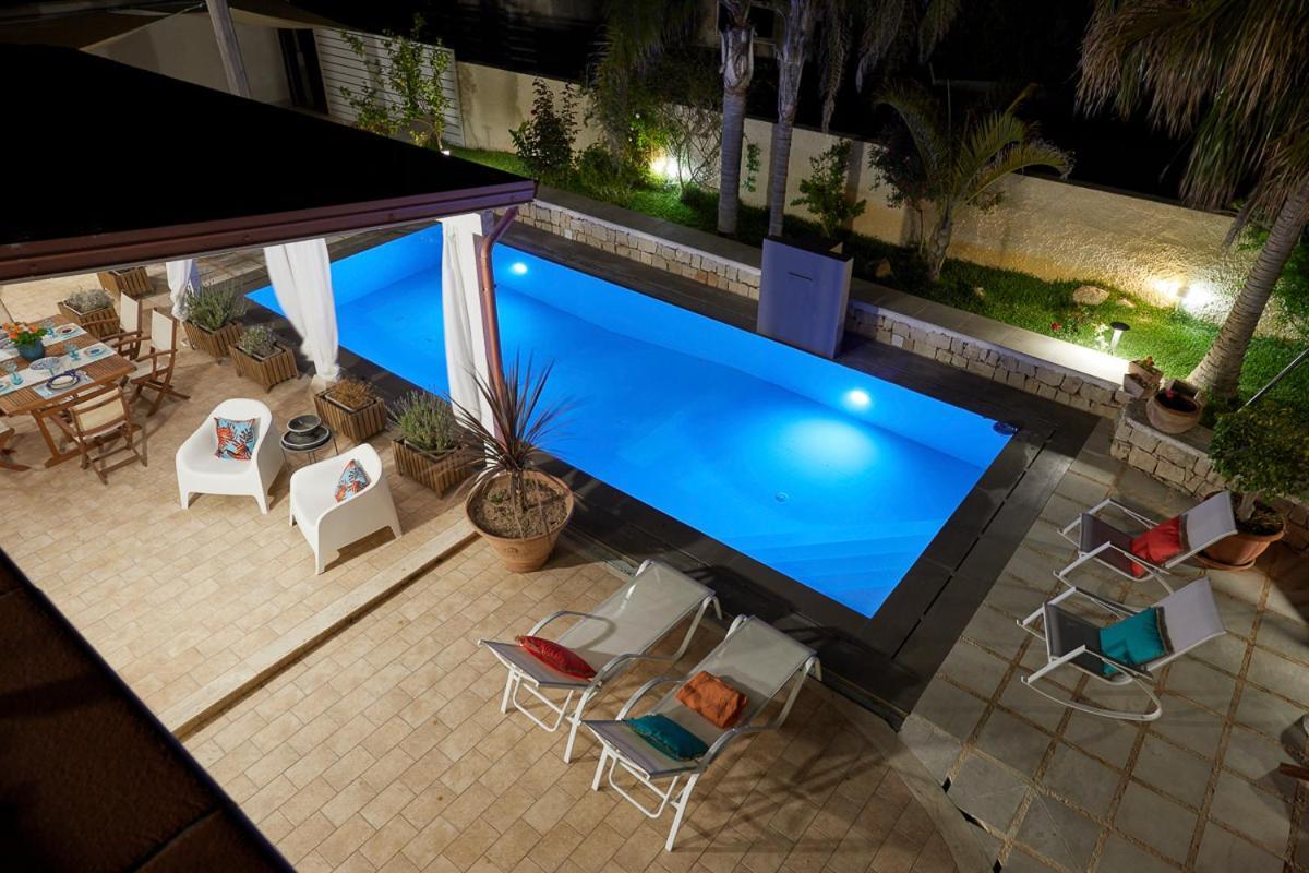 Villa Zamia Con Piscina Santa Maria Del Focallo Exterior photo